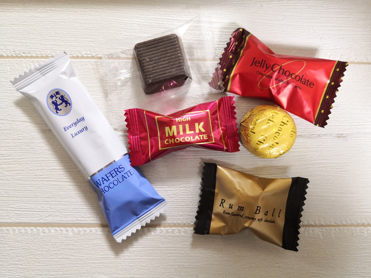 ６種類ものチョコレートがたっぷり入っていて、お値段は５４０円（税込み）という抜群のコスパ